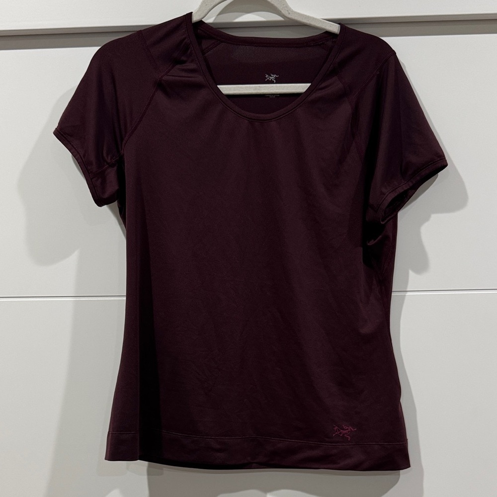 Arc'teryx Women's Dark Purple Short Sleeve Tee